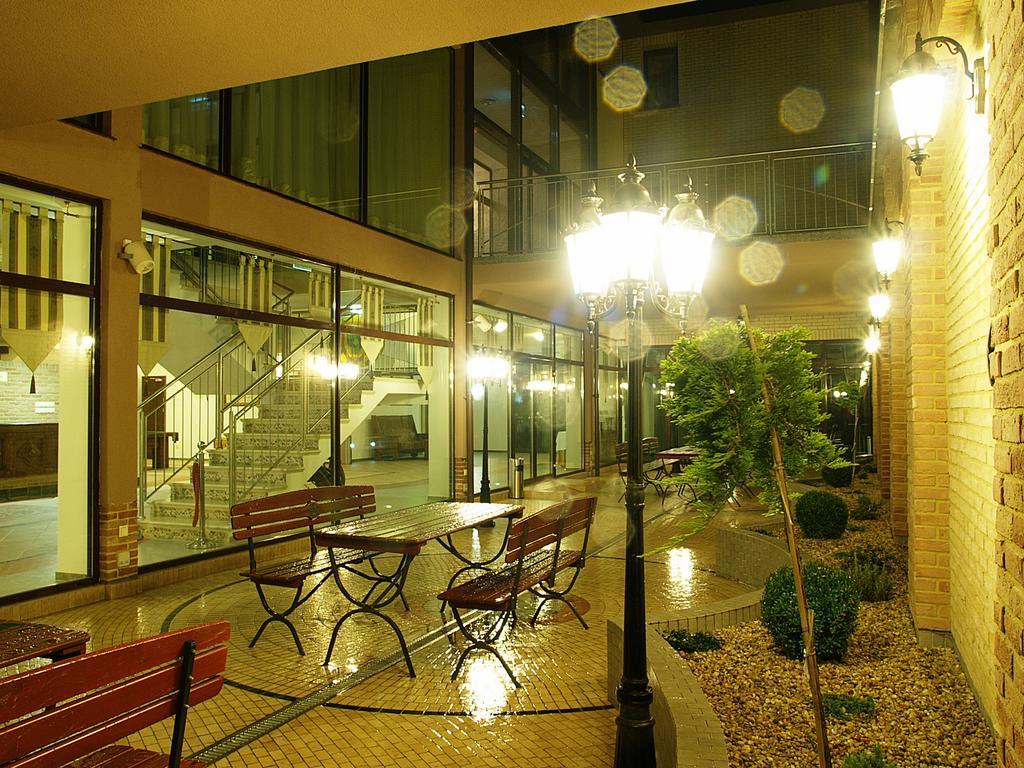 Hotel Fajkier Kroczyce Extérieur photo