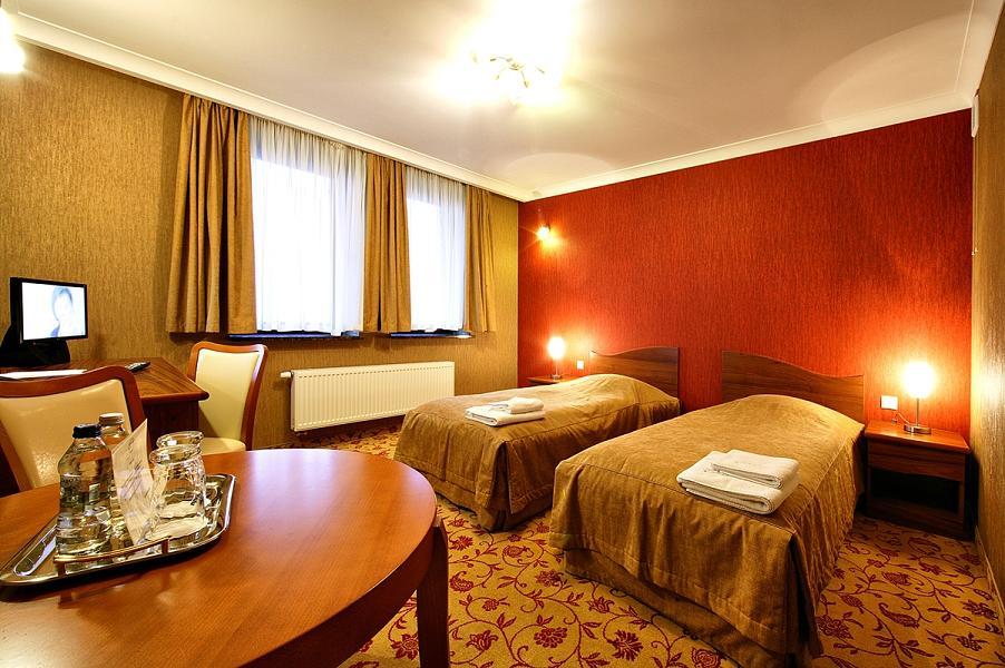 Hotel Fajkier Kroczyce Extérieur photo