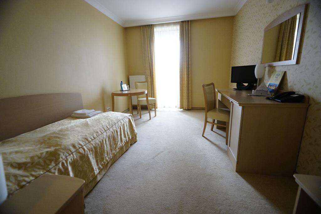 Hotel Fajkier Kroczyce Extérieur photo